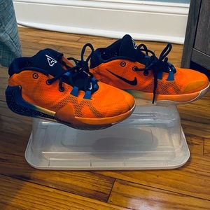 Nike Giannis Antetokunmpo Freak One (wide shoe)